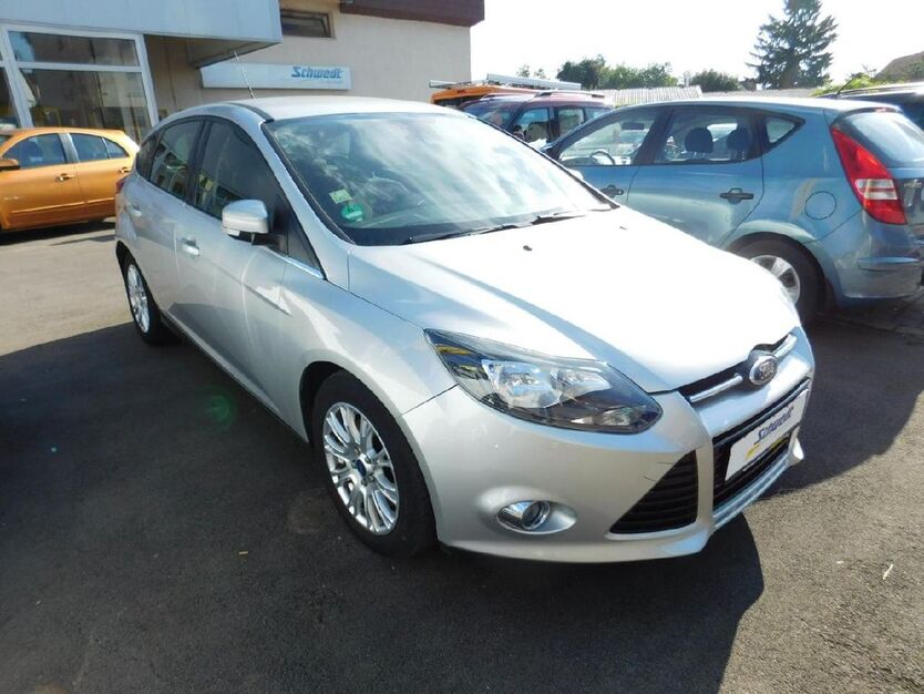 Ford Focus 160.900 km 4.800 € Ludwigsburg 71640