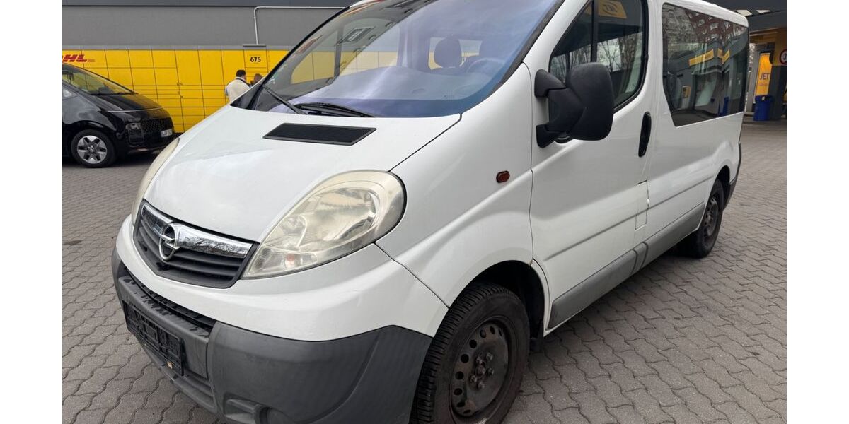 Opel Vivaro 130.000 km 10.999 &euro; Berlin 13055
