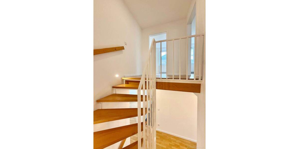 Doppelhaushälfte Düsseldorf Kaiserswerth - 8 Zimmer, 213 m&sup2;, 1.570.000&euro; | Angebot:25728281