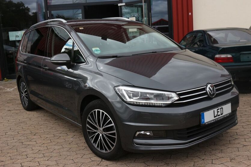VW Touran 83.600 km 25.500 € Neuwied 56566