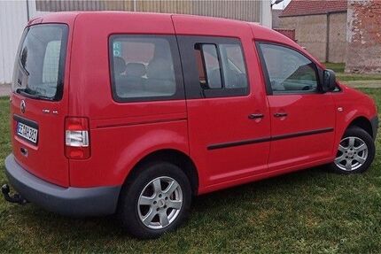 VW Caddy 219.725 km 4.500 &euro; Kölsa 04895