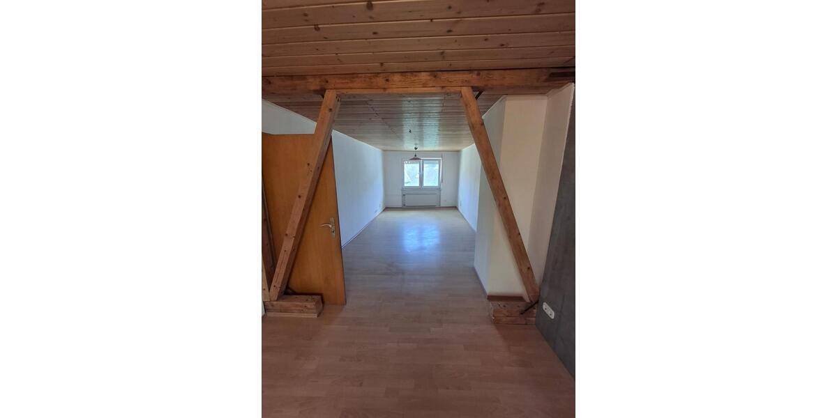 Einfamilienhaus Weiler bei Bingen - 6 Zimmer, 160 m&sup2;, 149.000&euro; | Angebot:26413379