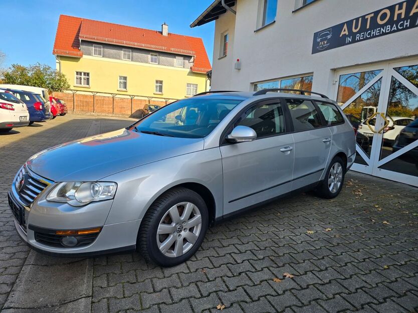 VW Passat Variant 144.351 km 4.490 € Reichenbach/O.L. 02894