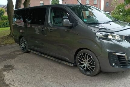 Peugeot Traveller 124.000 km 28.500 &euro; Erkelenz 41812