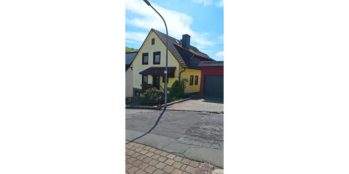 Mehrfamilienhaus, Wohnhaus Fuldatal - 7 Zimmer, 176 m&sup2;, 269.000&euro; | Angebot:27165637