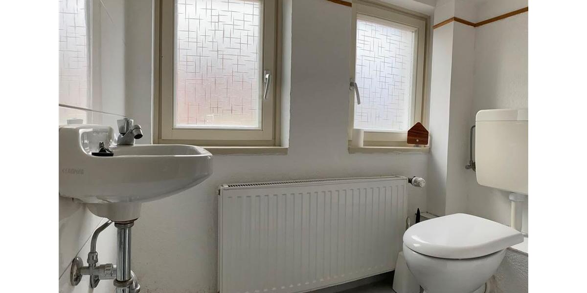 Etagenwohnung Delmenhorst - 4 Zimmer, 106 m&sup2;, 1.100&euro; | Angebot:25904594