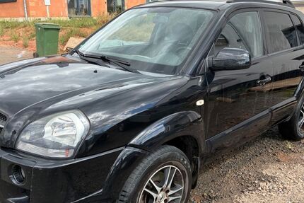 Hyundai TUCSON 215.000 km 3.499 € Gemünden 35285