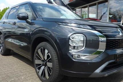 Mitsubishi Outlander 2.500 km 52.390 € Edingen-Neckarhausen 68535
