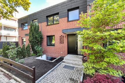 *Provisionsfrei* Saniertes Reihenhaus mit ca. 154 m² in Lehrte*