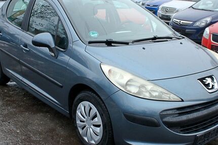 Peugeot 207 131.570 km 2.599 &euro; Berlin 13057