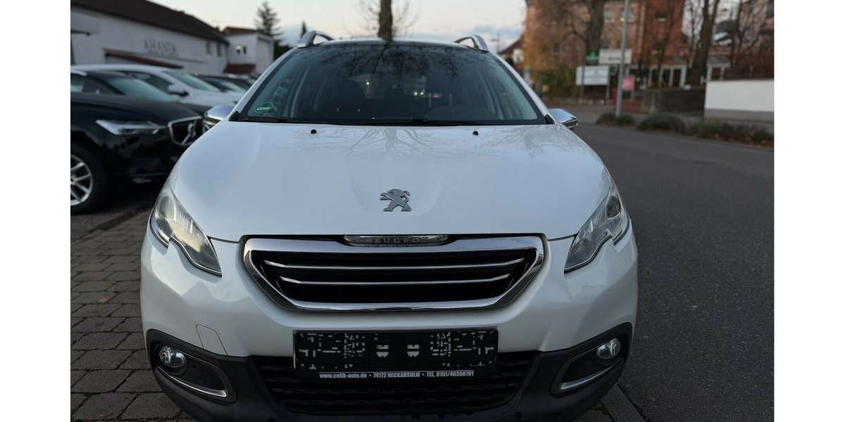 Peugeot 2008 1.2 Allure Pano Navi Leder JBL 137.000 km 7.490 € Neckarsulm 74172