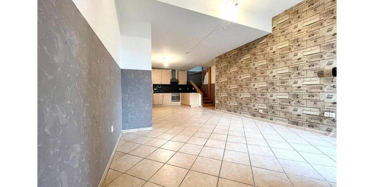 Reihenhaus, 3 Zi., Terrasse, Balkon, Gartennutzung, frei 3 zimmer