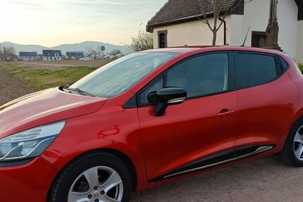 Renault Clio 125.000 km 4.500 &euro; Eichstetten 79356