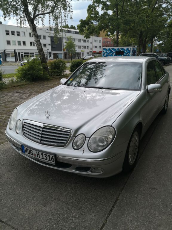 E 220