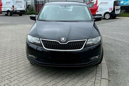 Skoda Rapid 91.000 km 8.900 &euro; Kelkheim 65779