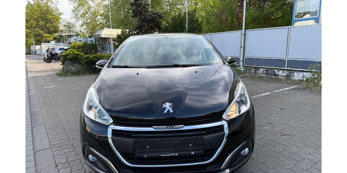 Peugeot 208 96.000 km 7.290 &euro; schifferstadt 67105