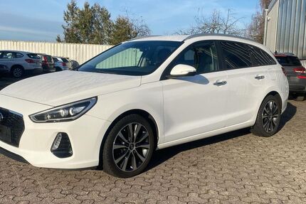 Hyundai i30 110.087 km 12.990 &euro; Sasbach 77880