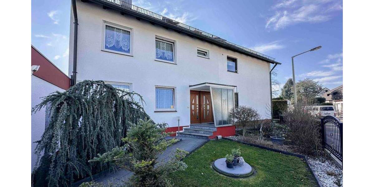 Doppelhaushälfte Nürnberg Schweinau - 8 Zimmer, 179 m&sup2;, 589.000&euro; | Angebot:25476414