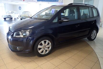 VW Touran 238.500 km 4.900 &euro; Lübeck 23554