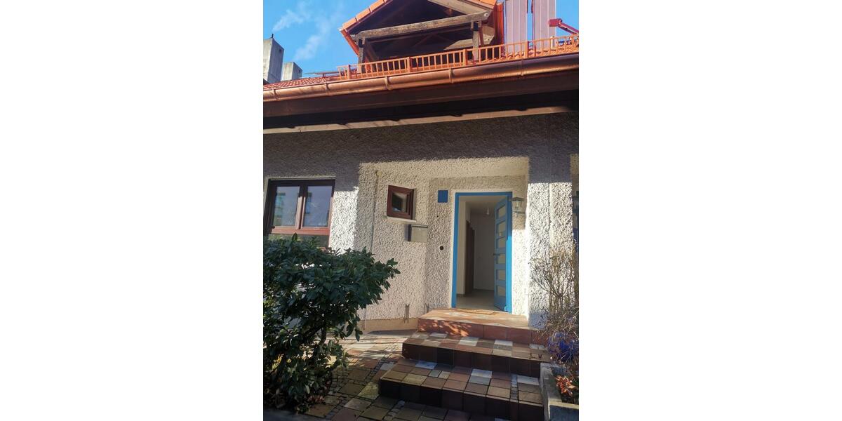 Reihenhaus München Moosach - 7 Zimmer, 173 m&sup2;, 3.100&euro; | Angebot:24466022