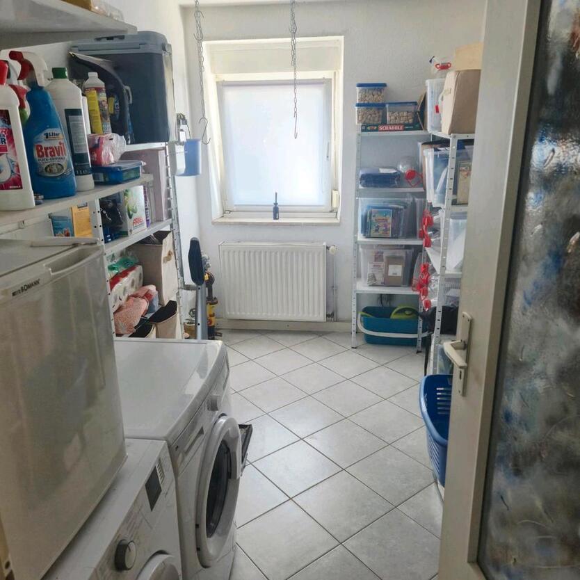 helles Familienhaus ohne Garten in Lank Latum