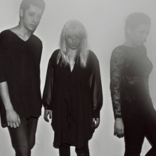 Austra | Support: Laura Groves 18.03.2026 Club Bahnhof Ehrenfeld