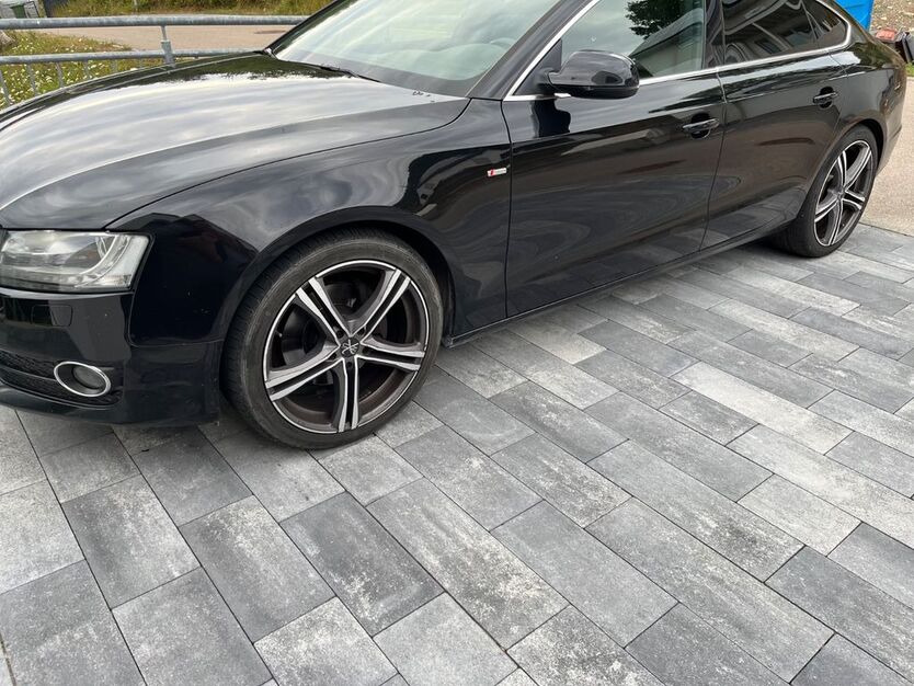 Audi A5 160.000 km 10.200 € Künzelsau 74653