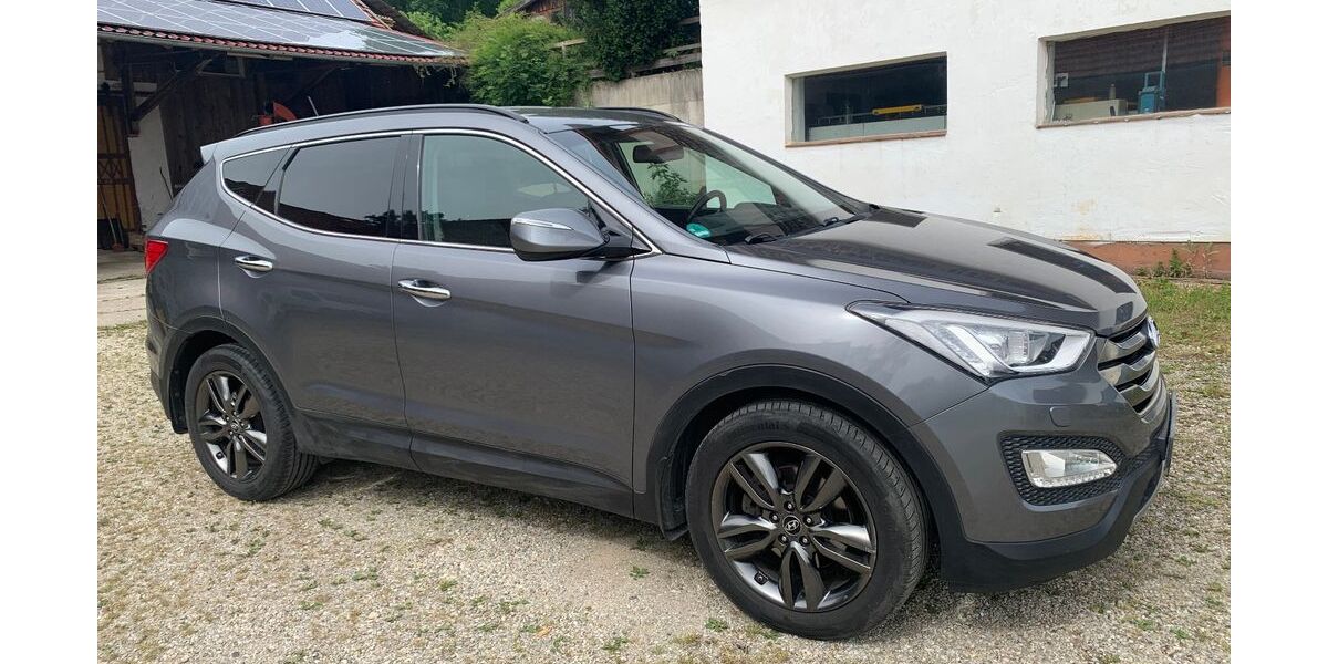 Hyundai SANTA FE 130.000 km 11.900 &euro; Furth 84095