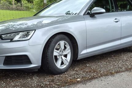 Audi A4 184.990 km 11.990 &euro; Feldkirchen-Westerham 83620