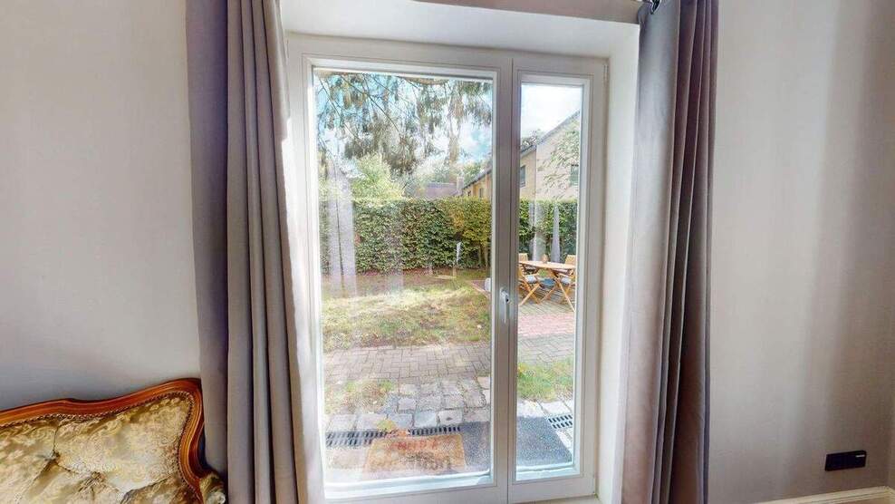 Renoviertes Altbau-Haus aus der Gründerzeit in Bauernhaus-Umgebung Alt-Osdorf 5 zimmer