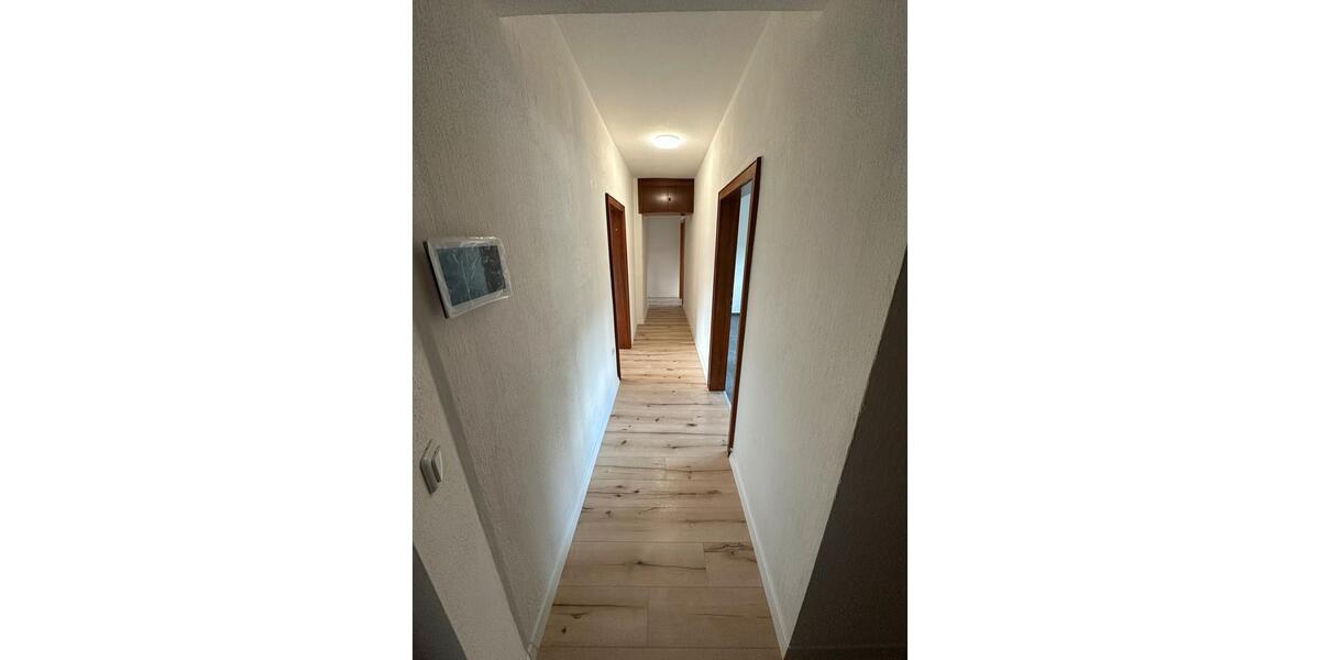 Dachgeschoßwohnung Marpingen - 3 Zimmer, 90 m&sup2;, 700&euro; | Angebot:26021107