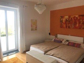 Einfamilienhaus Bad Kissingen - 9 Zimmer, 271 m&sup2;, 717.000&euro; | Angebot:26592332