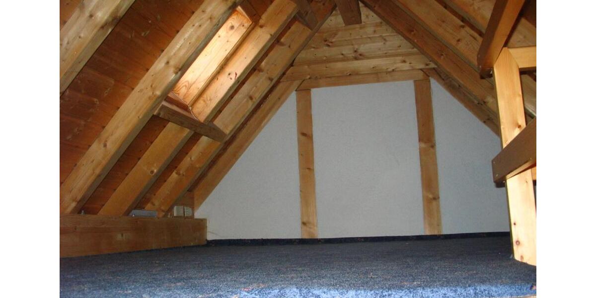 Einfamilienhaus Herleshausen - 10 Zimmer, 270 m&sup2;, 2.000&euro; | Angebot:25964509