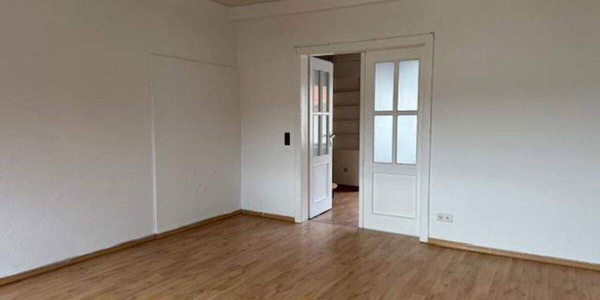 Etagenwohnung Seesen - 3 Zimmer, 111 m&sup2;, 500&euro; | Angebot:25444339