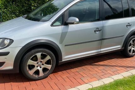 VW Touran 292.000 km 6.500 &euro; Bielefeld 33605