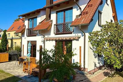 ZUR MIETE: Exklusives EFH bei Berlin mit gehobener Ausstattung 9 zimmer