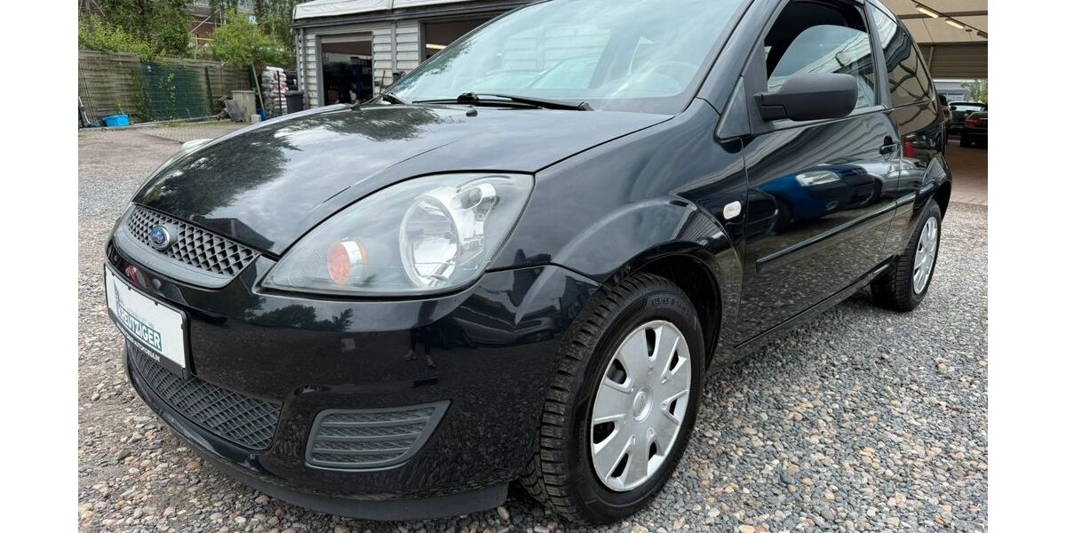 Ford Fiesta 115.386 km 2.490 &euro; Hamburg 22179
