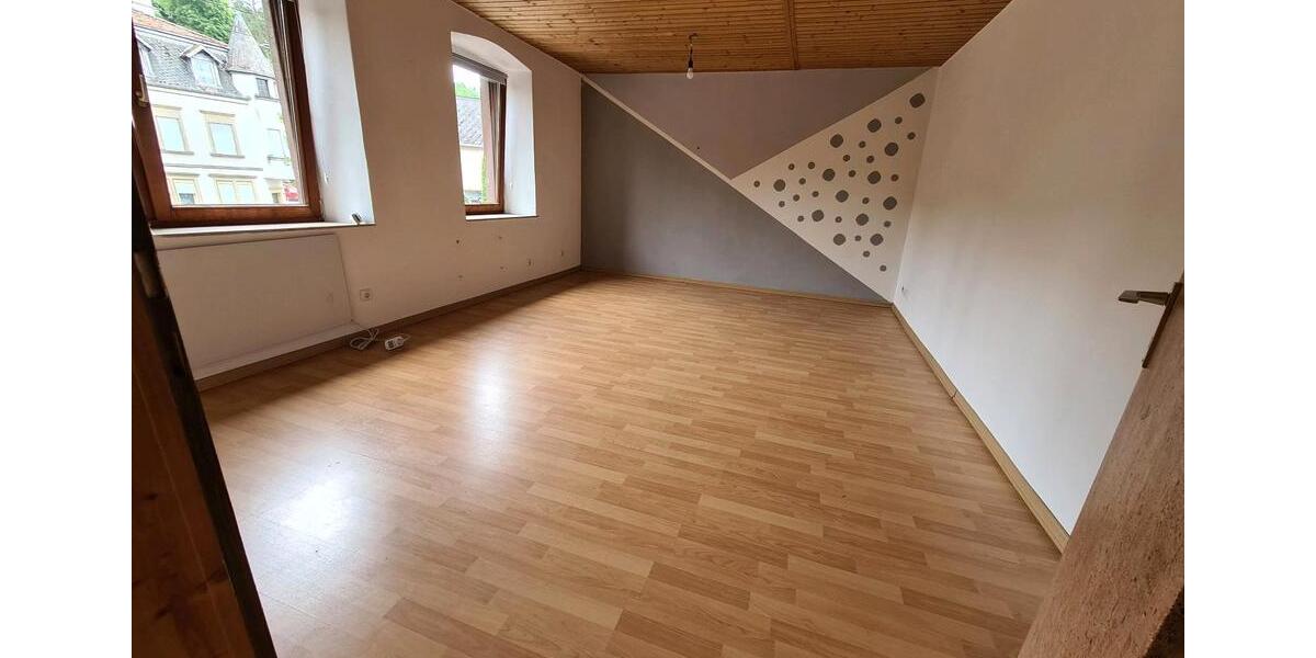 Einfamilienhaus Idar-Oberstein Oberstein - 4 Zimmer, 100 m&sup2;, 179.000&euro; | Angebot:26758333