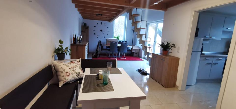 Dachgeschoßwohnung Bergneustadt - 3 Zimmer, 85 m&sup2;, 923&euro; | Angebot:25221209