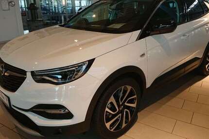 Opel Grandland X 89.437 km 19.990 € Wilhelmshaven 26389