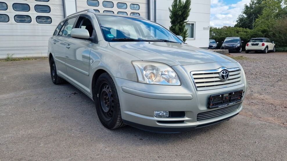 Toyota Avensis 209.000 km 1.950 € Neustadt/Wstr. 67433