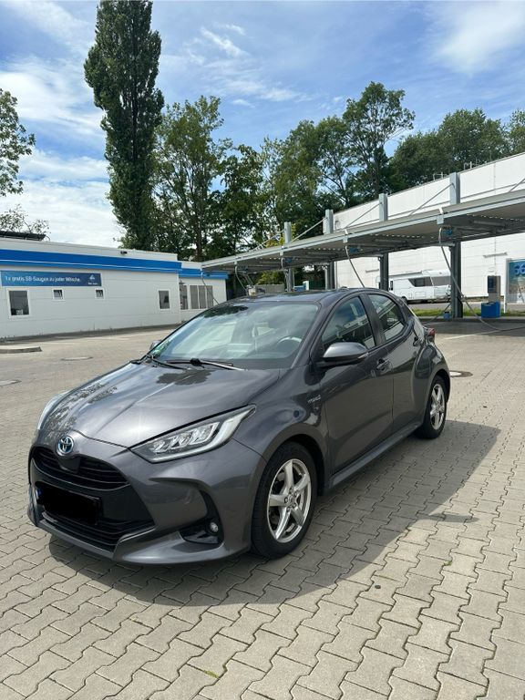 Yaris