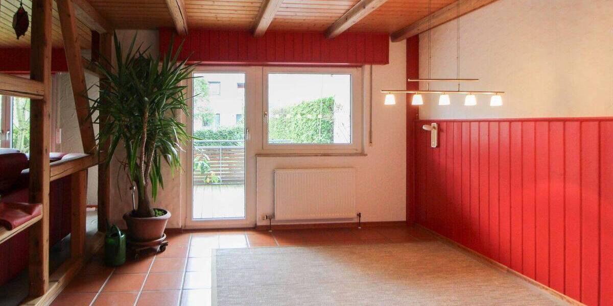 Reihenmittelhaus Stuttgart Steckfeld - 9 Zimmer, 208 m&sup2;, 765.000&euro; | Angebot:26319304