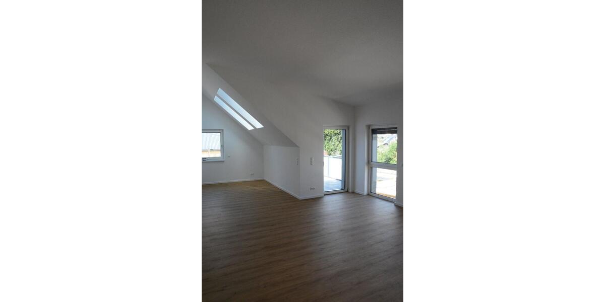 Dachgeschoßwohnung Ochtendung - 3 Zimmer, 105 m&sup2;, 1.150&euro; | Angebot:25719697