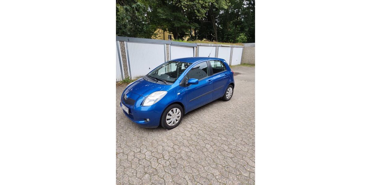 Toyota Yaris 28.280 km 7.000 &euro; Halstenbek 25469