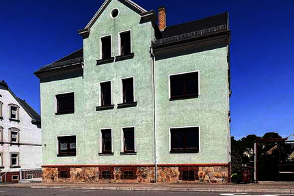 Haus Oelsnitz - 16 Zimmer, 392 m&sup2;, 275.000&euro; | Angebot:26838272