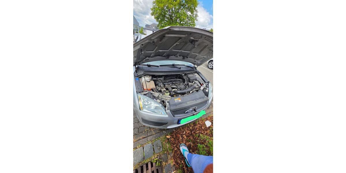 Ford Focus 124.000 km 2.700 &euro; Hermeskeil 54411