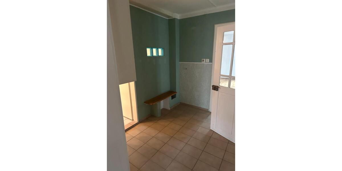 Dachgeschoßwohnung Regensburg Brandlberg - 3 Zimmer, 88 m&sup2;, 1.450&euro; | Angebot:24710663