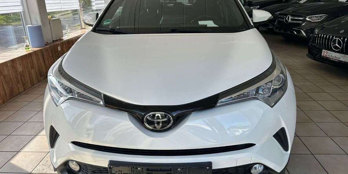 Toyota C-HR 81.000 km 15.900 &euro; Bonn 53119
