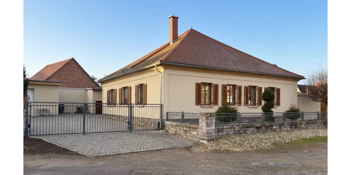 Einfamilienhaus Köthen - 6 Zimmer, 191 m&sup2;, 398.000&euro; | Angebot:25154040